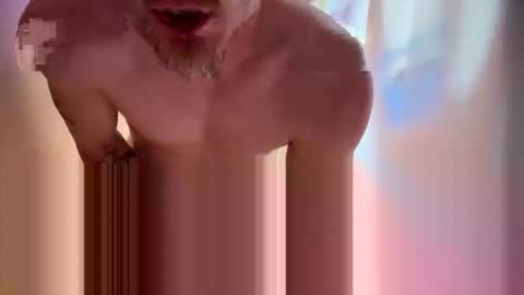 chriswells062590 online show from 19, 3, 2026