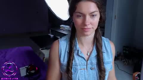 Snapshot of chroniclove chatting on 13, 6, 2026 Marley online show from 13, 6, 2026