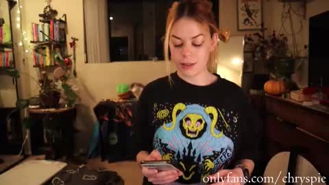 Snapshot of chrysanthulu chatting on 10, 1, 2026 Chrys online show from 10, 1, 2026