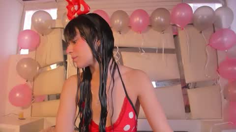 instagram chrystaljade.1 online show from 17, 10, 2025