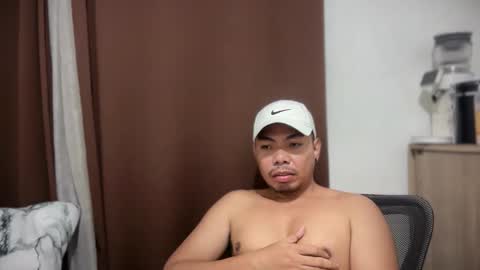 chubbybear_08 online show from 4, 3, 2026