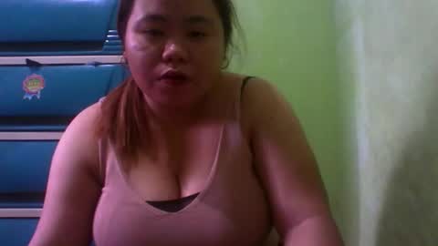 chubbybigtits_01 online show from 17, 10, 2025
