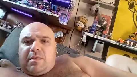 chubbyman43 online show from 2, 6, 2026