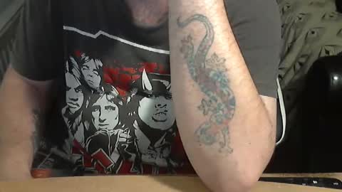 Snapshot of chunkisgreat chatting on 8, 11, 2025 chunkisgreat online show from 8, 11, 2025