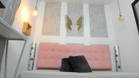 ...   ... online show from 15, 3, 2026