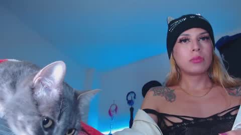 cicimom online show from 23, 4, 2026