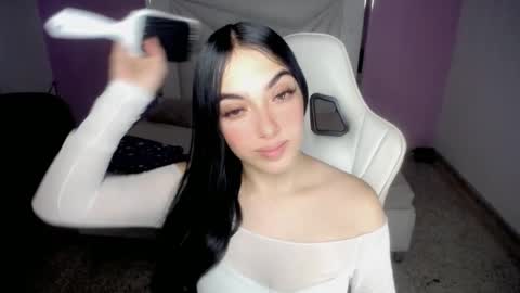 Snapshot of cieloo_ chatting on 7, 11, 2025 CIELO online show from 7, 11, 2025