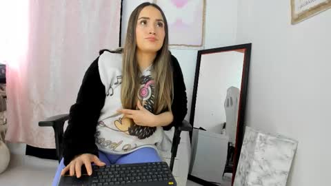 Ciindy Lovers online show from 15, 3, 2026