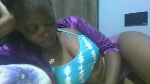 Snapshot of cilia_petite chatting on 19, 1, 2025 cilia petite online show from 19, 1, 2025