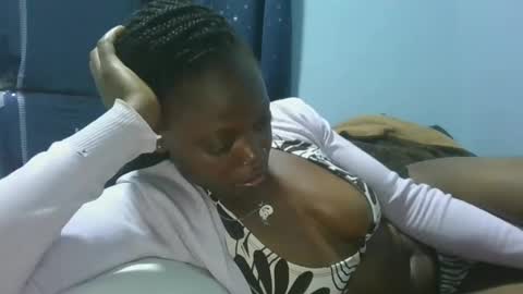 Snapshot of cilia_petite chatting on 20, 1, 2025 cilia petite online show from 20, 1, 2025