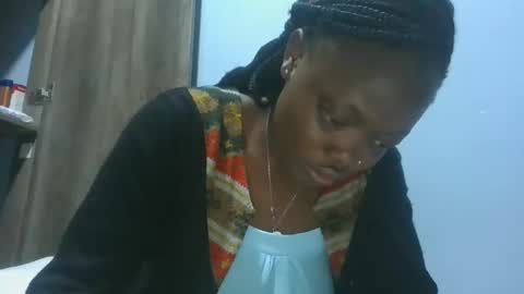 Snapshot of cilia_petite chatting on 1, 2, 2025 cilia petite online show from 1, 2, 2025