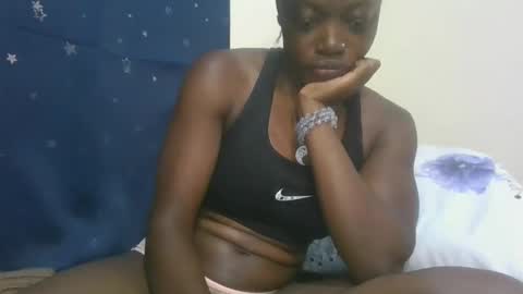 Snapshot of cilia_petite chatting on 9, 2, 2025 cilia petite online show from 9, 2, 2025
