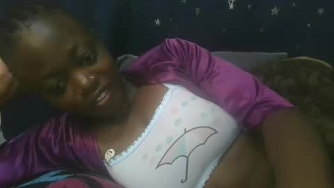 Snapshot of cilia_petite chatting on 16, 2, 2025 cilia petite online show from 16, 2, 2025