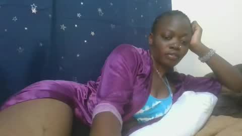 Snapshot of cilia_petite chatting on 18, 2, 2025 cilia petite online show from 18, 2, 2025