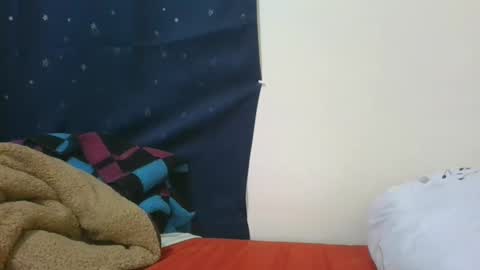 Snapshot of cilia_petite chatting on 24, 2, 2025 cilia petite online show from 24, 2, 2025