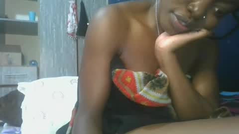 Snapshot of cilia_petite chatting on 10, 3, 2025 cilia petite online show from 10, 3, 2025