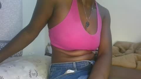 cilia petite online show from 17, 2, 2026