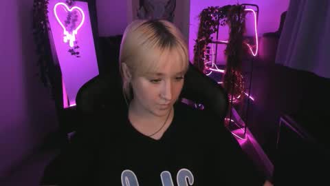 Cin Bellamy online show from 10, 10, 2025