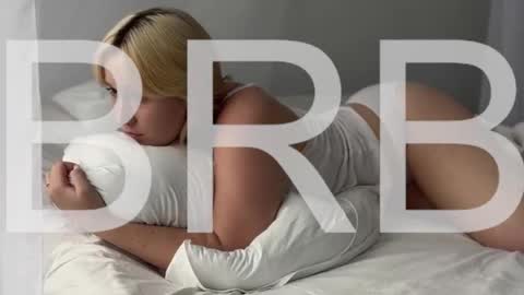 Cin Bellamy online show from 3, 11, 2025