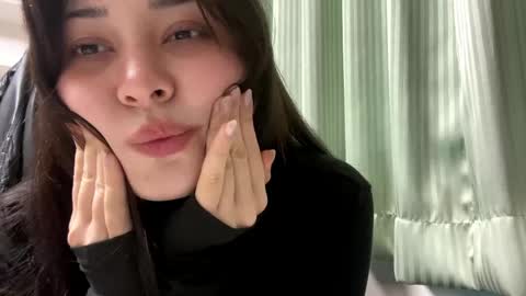 Snapshot of cindieknous chatting on 15, 5, 2026 Lin online show from 15, 5, 2026