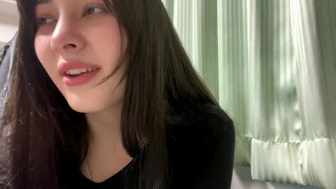 Snapshot of cindieknous chatting on 15, 5, 2026 Lin online show from 15, 5, 2026
