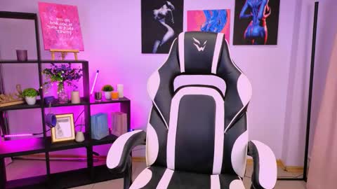 Snapshot of cindylovesmith chatting on 2, 12, 2025 cindylovesmith online show from 2, 12, 2025