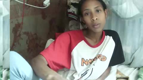 Snapshot of cindyx69q chatting on 24, 10, 2025 cindyx69q online show from 24, 10, 2025