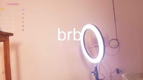 Snapshot of cinnamon__criss chatting on 19, 2, 2025 cinnamon__criss online show from 19, 2, 2025