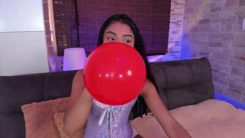 cinnamon_kyla online show from 14, 2, 2025
