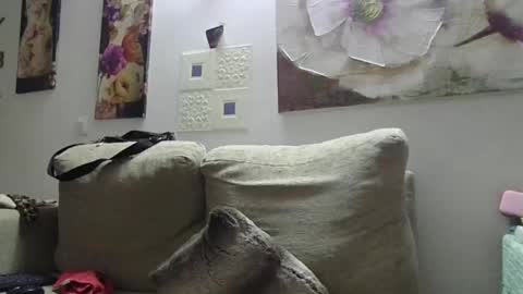 cinthia2525 online show from 3, 1, 2025