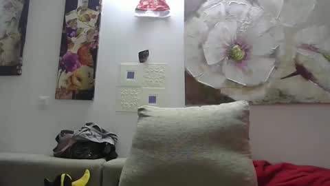 cinthia2525 online show from 6, 1, 2025