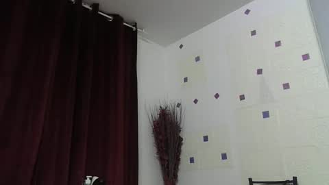 cinthia2525 online show from 10, 1, 2025