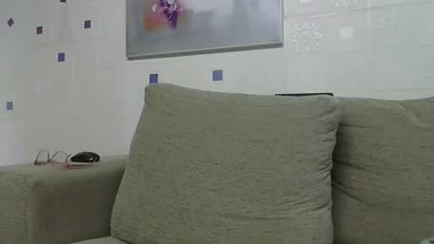 cinthia2525 online show from 11, 3, 2025