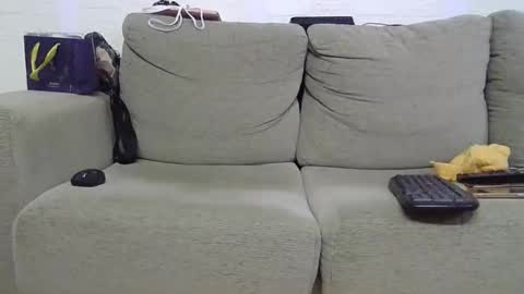 Snapshot of cinthia2525 chatting on 6, 3, 2026 cinthia2525 online show from 6, 3, 2026