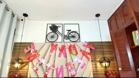 Snapshot of cinthiabaker chatting on 23, 9, 2025 cinthiabaker online show from 23, 9, 2025