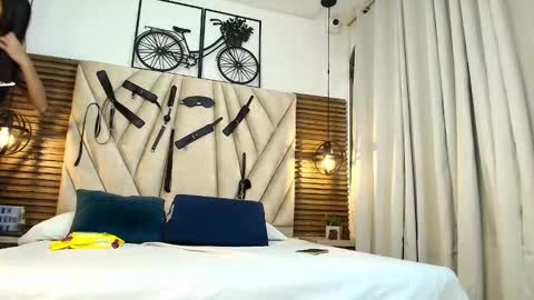 Snapshot of cinthiabaker chatting on 24, 11, 2025 cinthiabaker online show from 24, 11, 2025