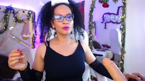 Snapshot of cintia_holms chatting on 13, 12, 2024 Cintia online show from 13, 12, 2024