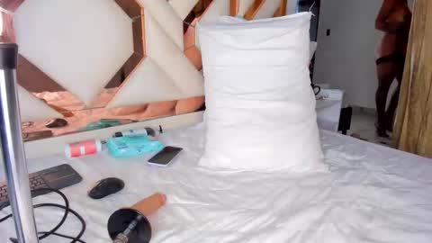 Cintia online show from 23, 10, 2025