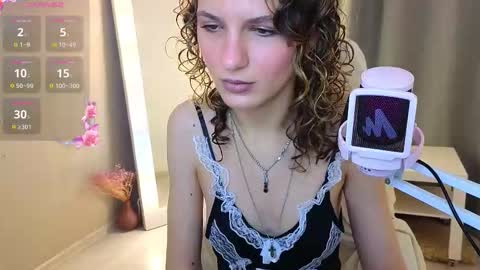 Snapshot of cipherella chatting on 12, 9, 2025 Jennie online show from 12, 9, 2025