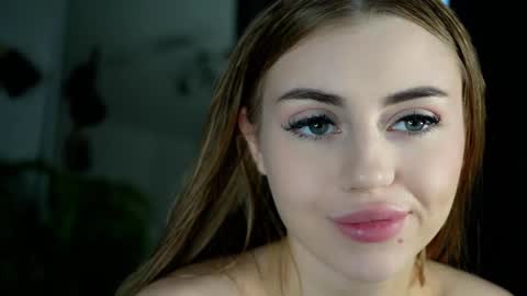 Sandy online show from 6, 12, 2024