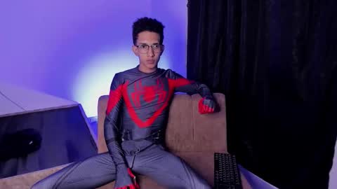 Snapshot of cj_davis1 chatting on 12, 9, 2025 cj_davis1 online show from 12, 9, 2025