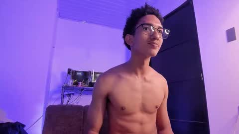 Snapshot of cj_davis1 chatting on 3, 11, 2025 cj_davis1 online show from 3, 11, 2025