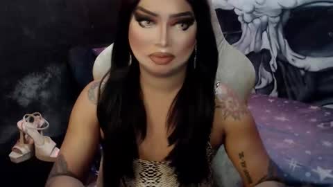 Snapshot of cj_parker69 chatting on 2, 11, 2025 QUEEN CESS online show from 2, 11, 2025