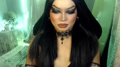 QUEEN CESS online show from 4, 6, 2026