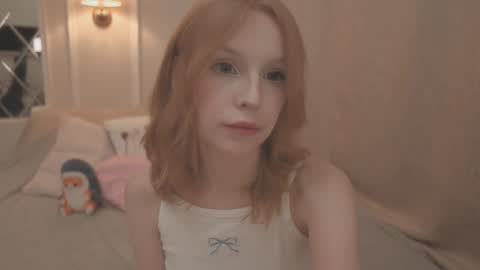 Snapshot of claire_bennett chatting on 9, 10, 2025 Claire Bennett online show from 9, 10, 2025