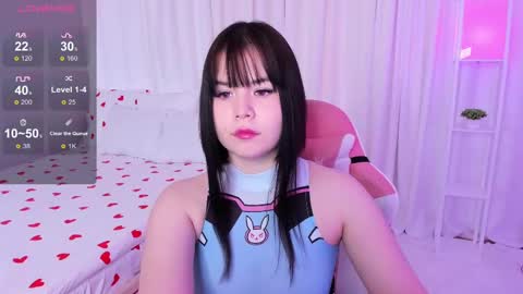 Snapshot of clairefaers chatting on 5, 3, 2025 Claire Faers online show from 5, 3, 2025