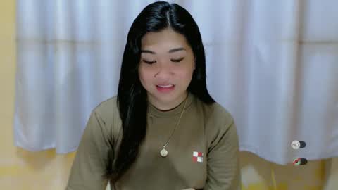 CLAIRE online show from 4, 1, 2025