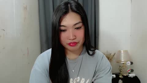 CLAIRE online show from 3, 10, 2025