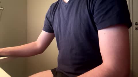 Snapshot of clamshive7 chatting on 25, 10, 2025 clamshive7 online show from 25, 10, 2025