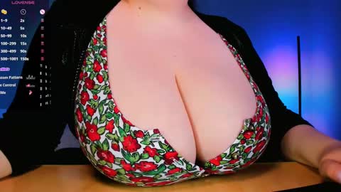 Snapshot of clara4love chatting on 19, 2, 2025 Clara online show from 19, 2, 2025